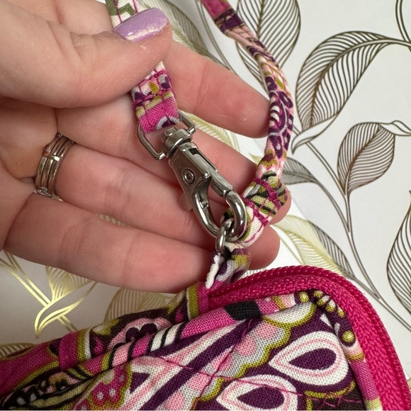Vera Bradley Pink Floral Women's Wristlet - Picture 9 of 13